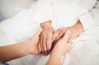 Darmowy przewodnik dla seniorów w internecie | Fundacja Digital Poland